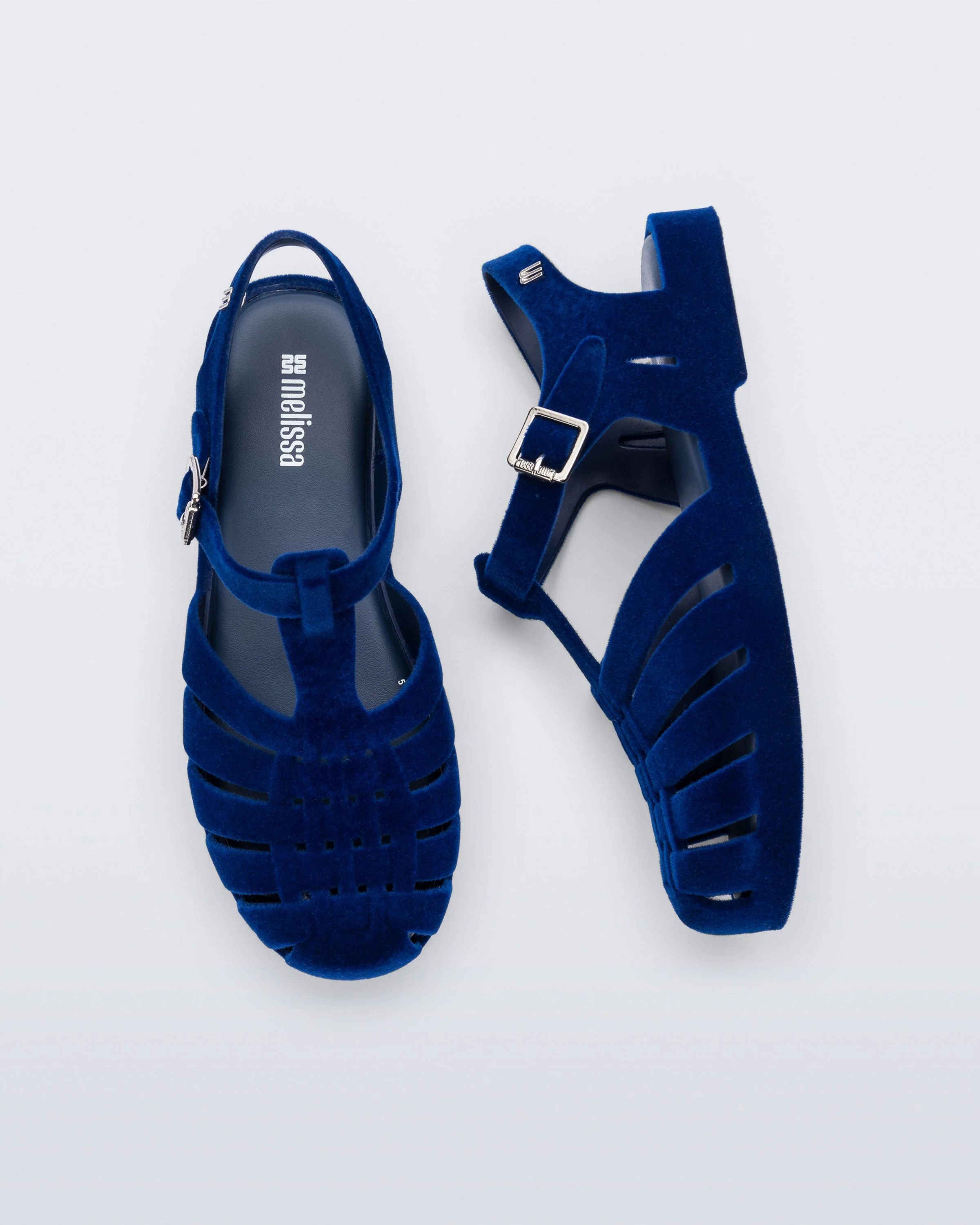 Possession Velvet - Image 4