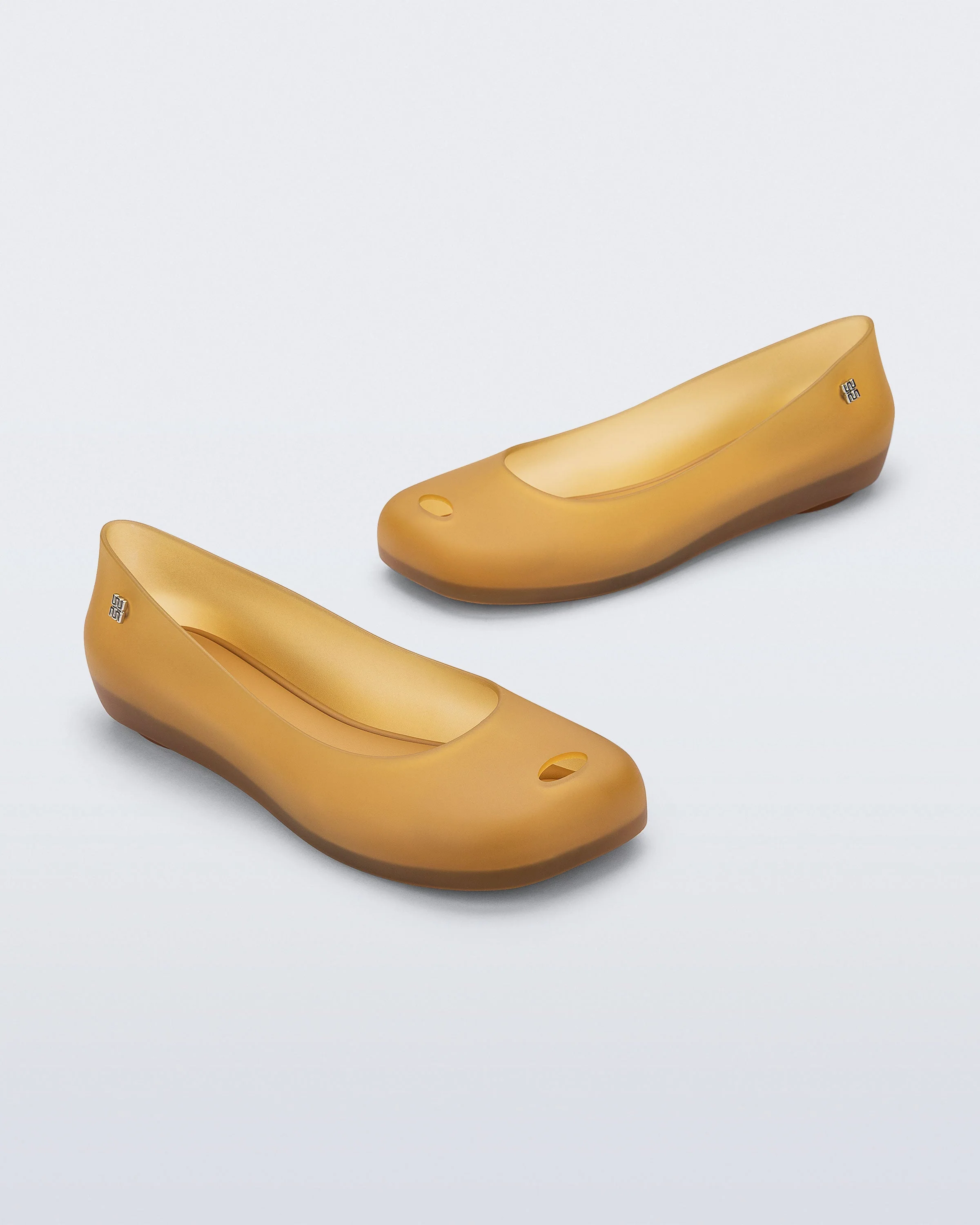 Ultragirl Futura - Image 4